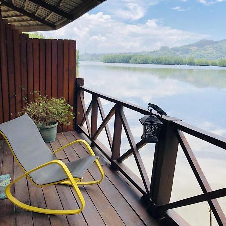 Gayang Friendly Water House Homestay Kota Kinabalu Luaran gambar