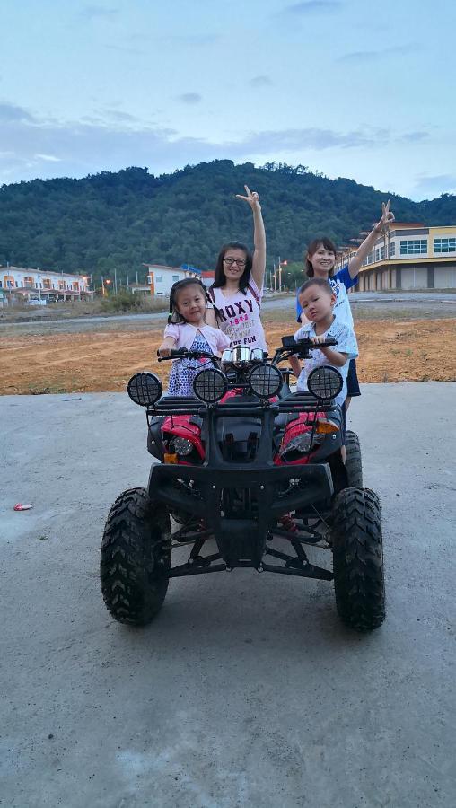 Gayang Friendly Water House Homestay Kota Kinabalu Luaran gambar