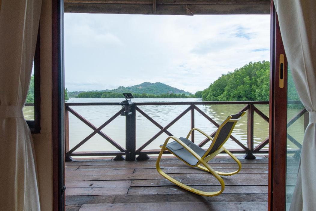 Gayang Friendly Water House Homestay Kota Kinabalu Luaran gambar
